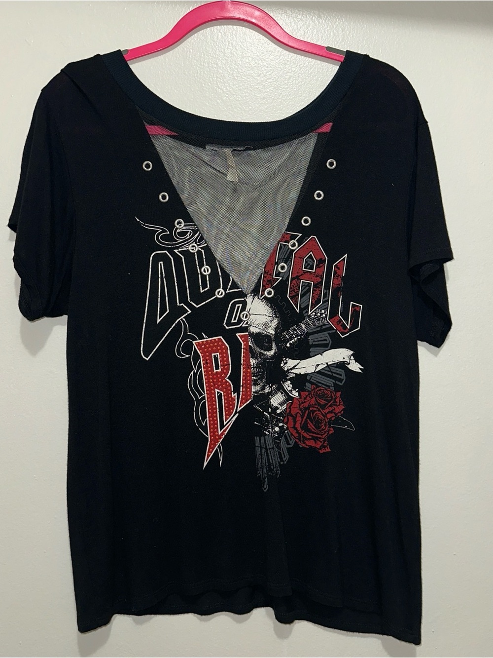 Black Graphic Skull & Rose Rock and Roll V‑Neck Tee with Mesh